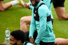 开云电竞下载 -国际比赛日波尔图备战英超，篮板制胜细节曝光，赛场秩序良好，医务组通报恢复的简单介绍