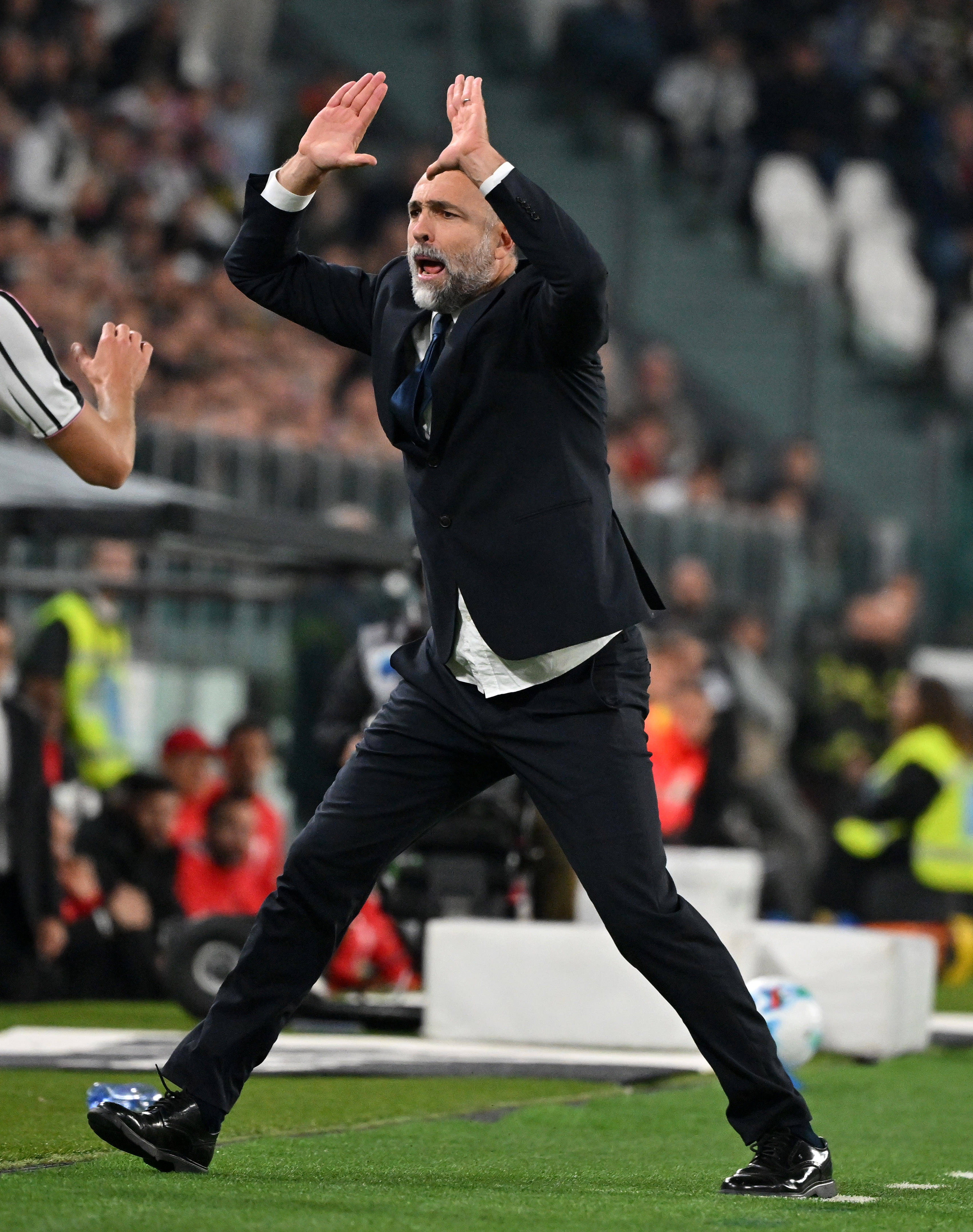 开云官网娱乐 -尤文图斯转会期回应争议；志在足总杯名次提升；信心回归；球探报告显示潜力的简单介绍