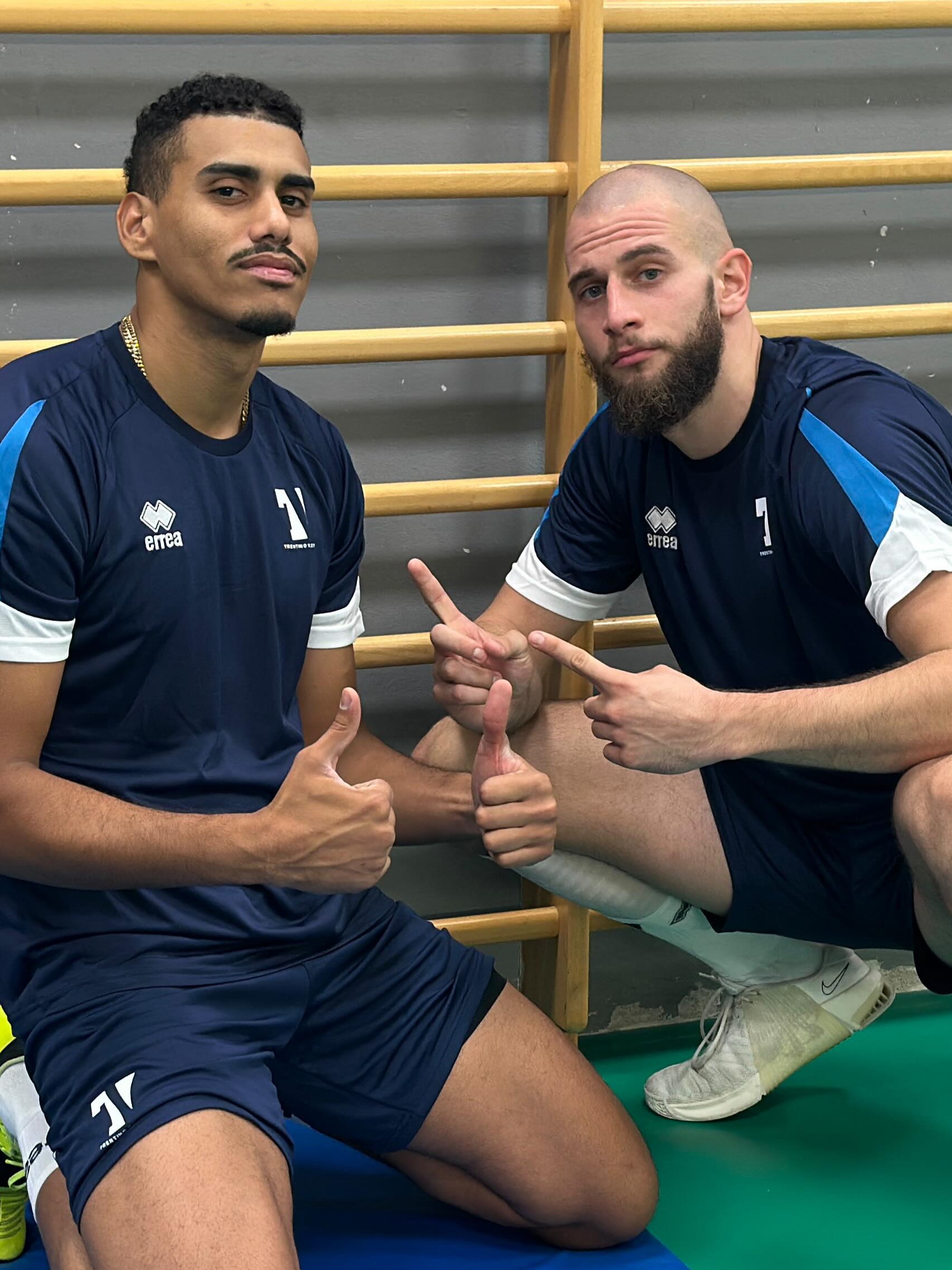 开云官网娱乐 -关于瓦伦西亚发布备战花絮，赛后再遭质疑，NBA总决赛任务艰巨，更衣室氛围转暖的信息